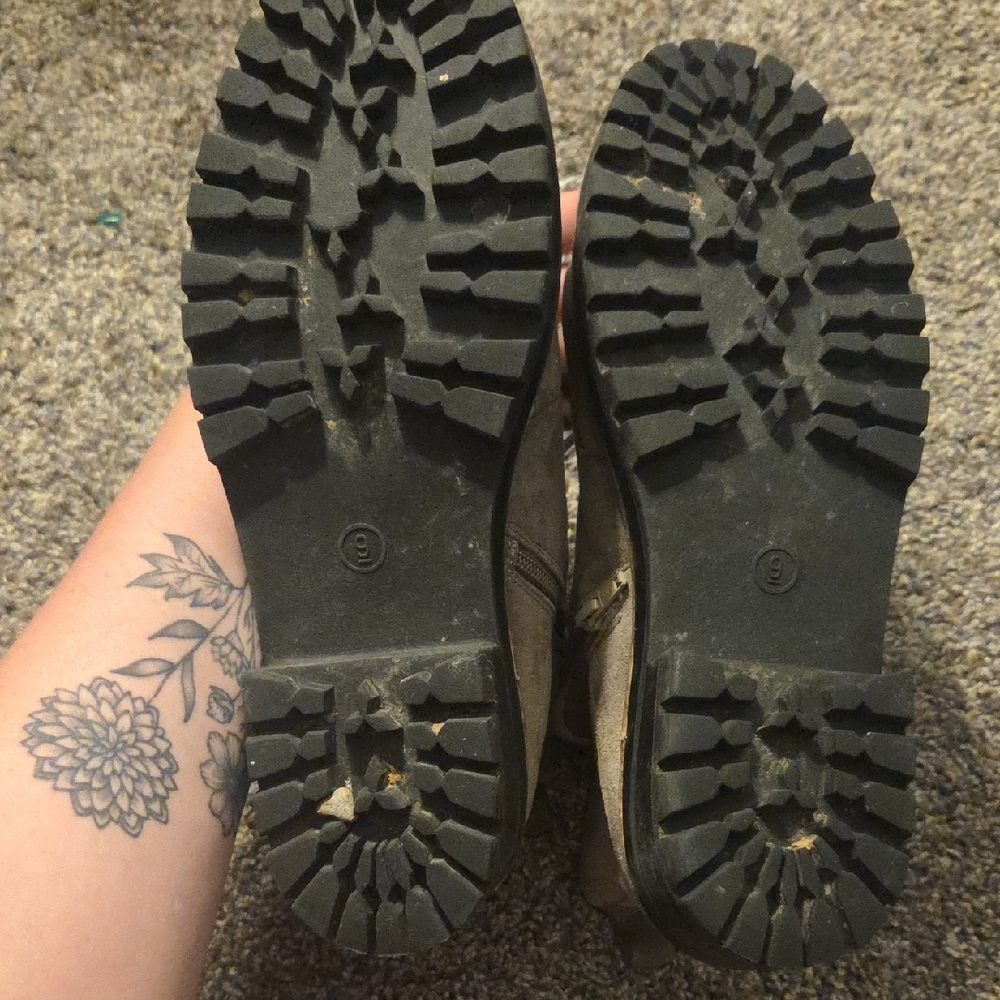 A New Day - Target - Womens Boots Size 8.5 , Mens Size 7 - Barely Worn - Picture 5 of 5